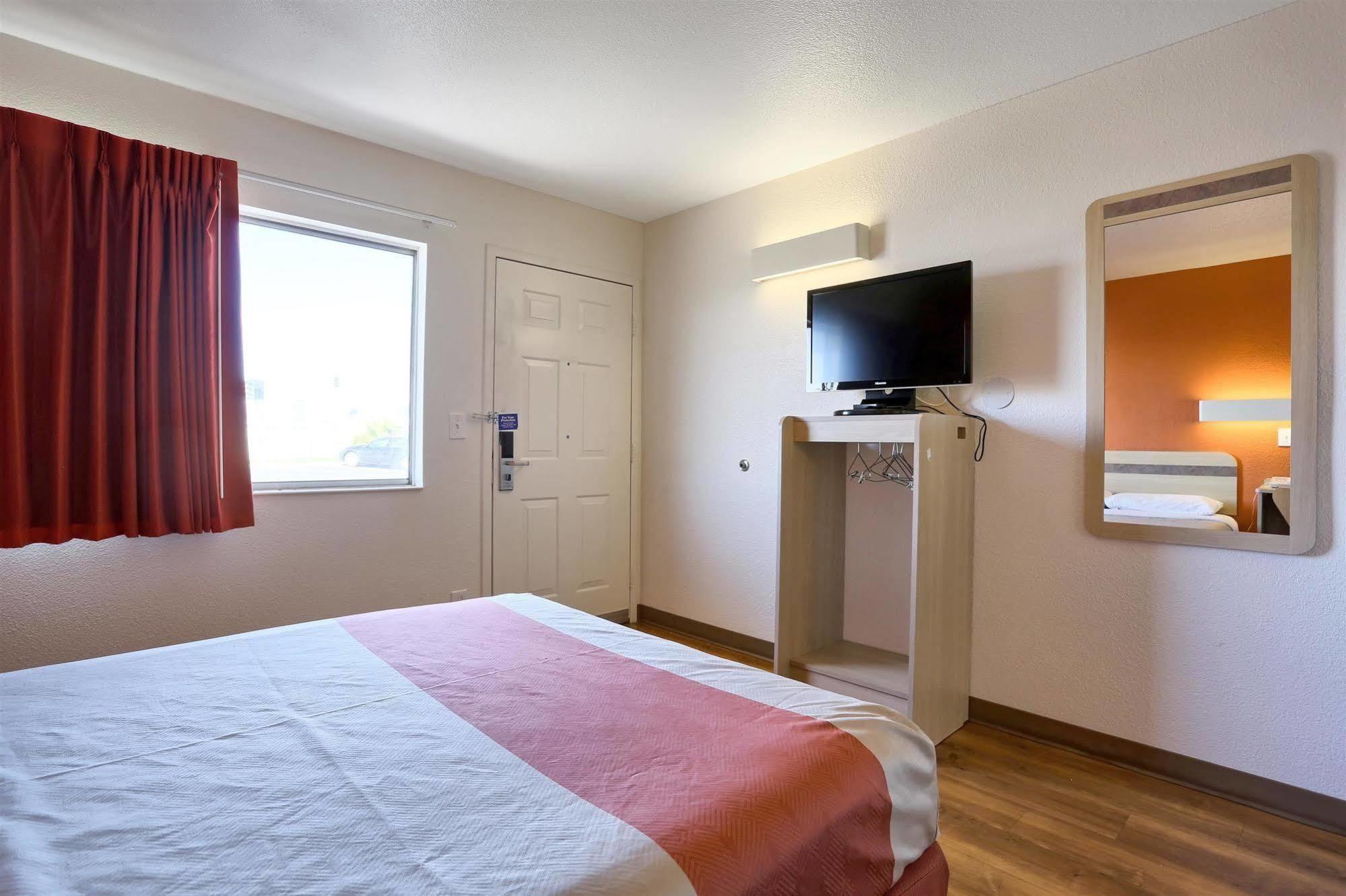 Motel 6-Pittsburg, Ca Zewnętrze zdjęcie